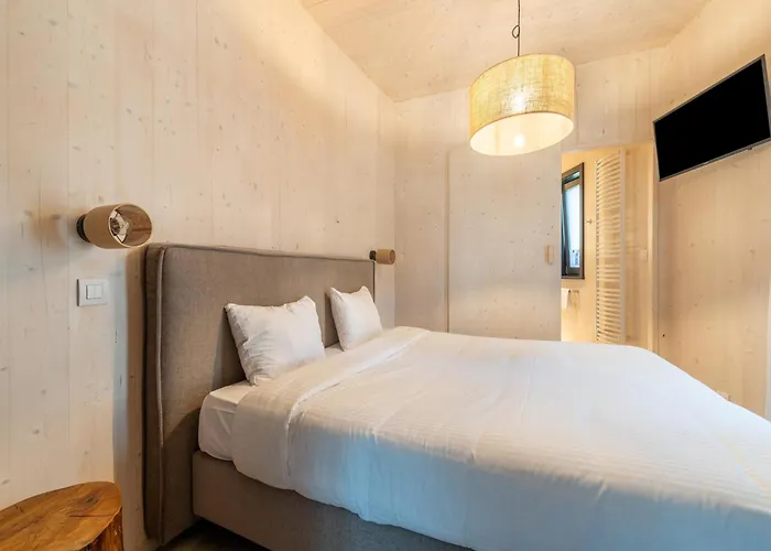 Romantic Hideaway In Woods * Antoing